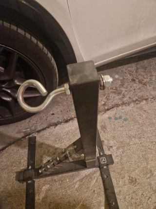 Soporte pared saco de boxeo