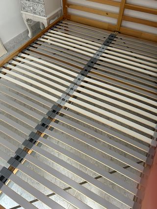 Estructura cama de Ikea + somier