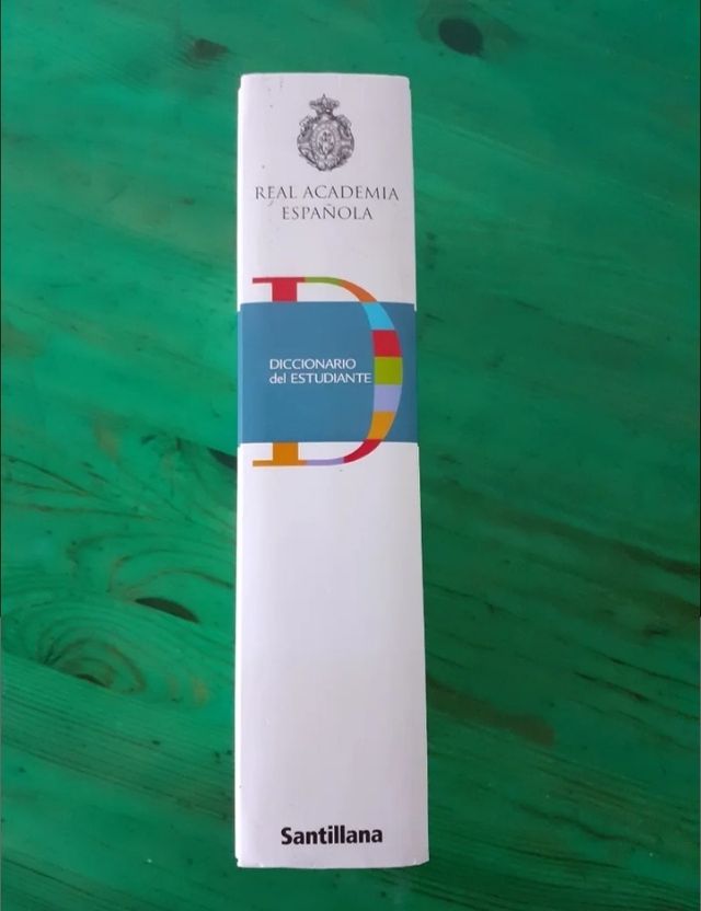 Diccionario del estudiante. RAG