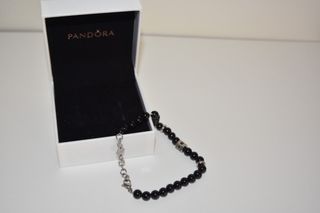 Pulsera negra brillante