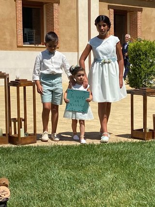 Vestido y traje de arras