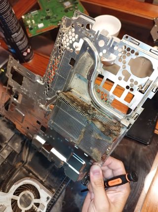 LIMPIEZA DE CONSOLAS PS3 Y PS4