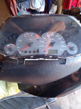 Ccuadro mandos fort focus