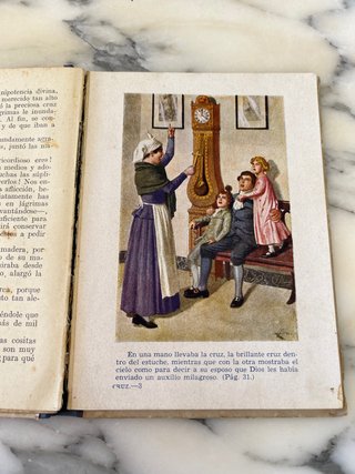 Antiguo libro