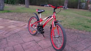 Bicicleta BH infantil