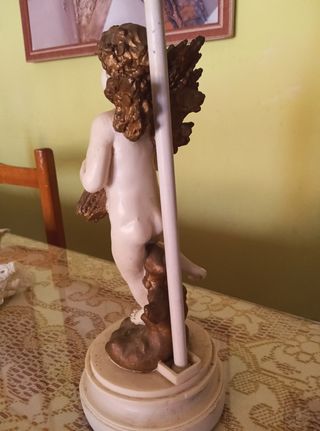 Estatuilla de angel