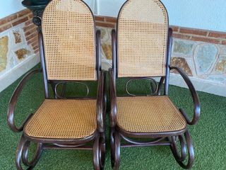 Mecedoras  Una 80 € las dos 150 €