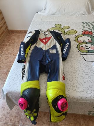 Dainese canguro ORIGINAL Valentino Rossi talla 50