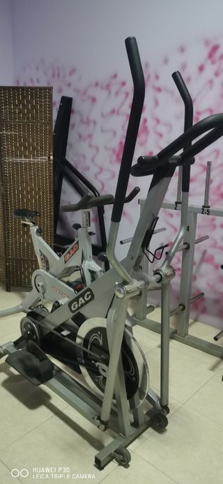 Elíptica bicicleta profesional gac