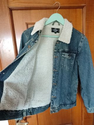 chaqueta vaquera con borrego