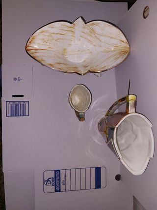 Jarra decoración y vasos....etc