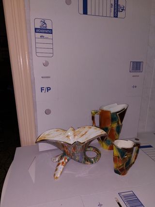 Jarra decoración y vasos....etc