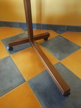 MESA DE LECTURA