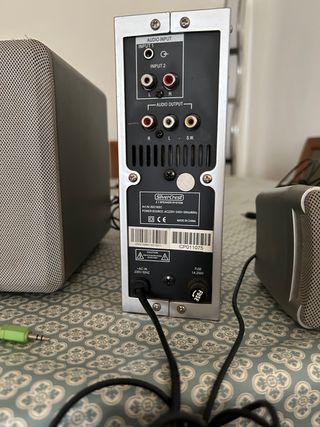 altavoces y subwofer