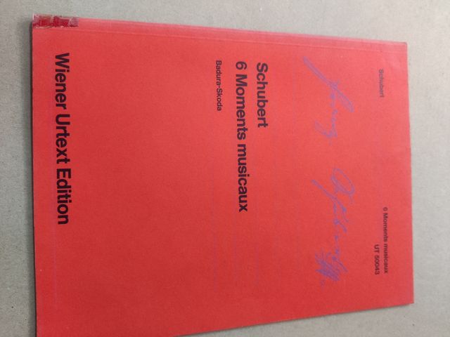 Partituras shubert 10 momentos musicales piano