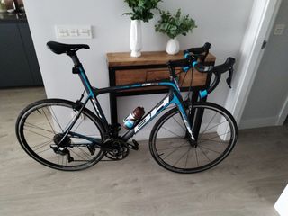 Bh g5 bicicleta carretera carbono