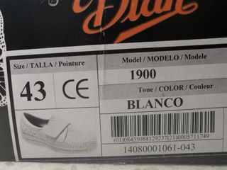 Zuecos blancos Dian