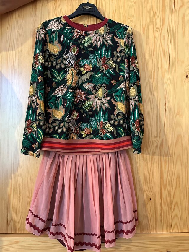 Falda en rosa y burdeos de Scotch and Soda