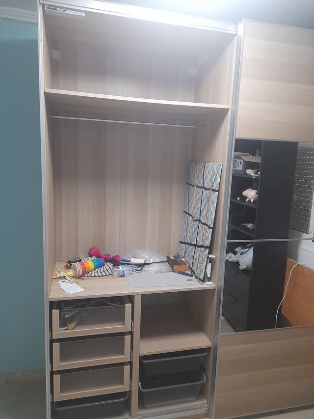 Armario pared 2x2'36 mts. ptas corred acristaladas