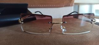 Gafas de sol shein + toallita + funda 