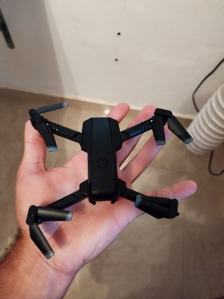Dron Enano