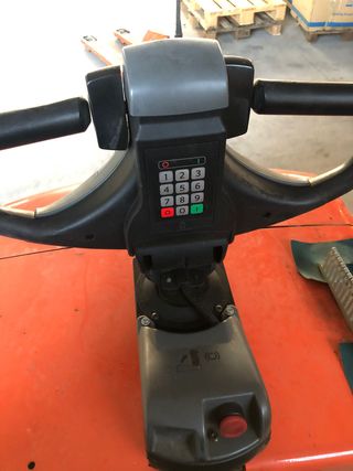 Traspaleta eléctrica BT exide clasic OSE 12