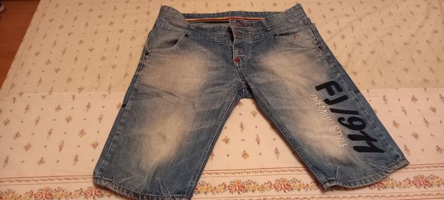 Pantalón corto vaquero hombre