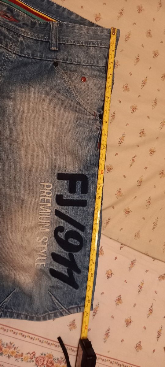 Pantalón corto vaquero hombre