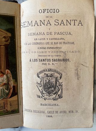 Antiguo libro religioso