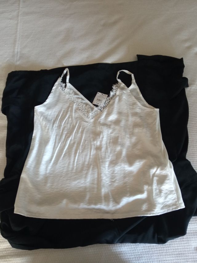 Lote de 2 tops de Sfera para mujer.