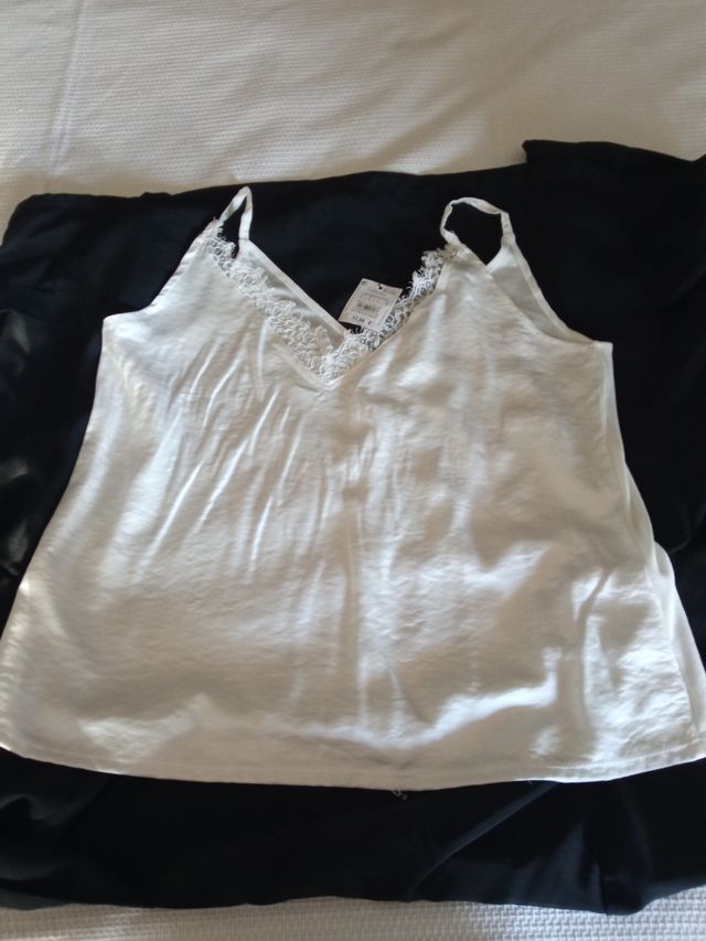 Lote de 2 tops de Sfera para mujer.