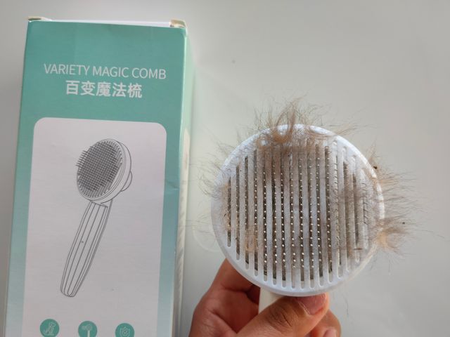 Escova para remoção pelos de gato