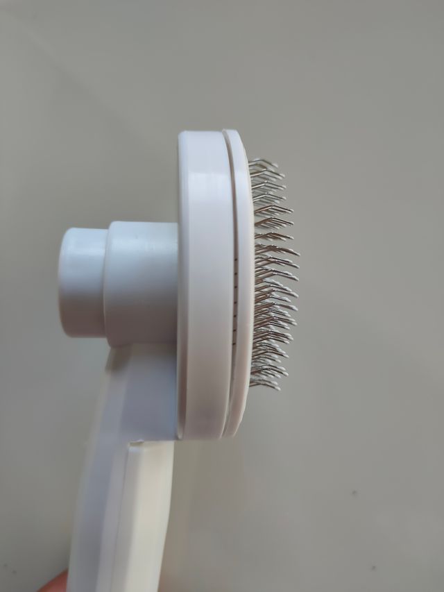 Escova para remoção pelos de gato