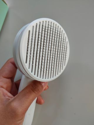 Escova para remoção pelos de gato