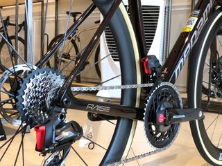 Megamo Raise 02 AXS 2023 / Talla S