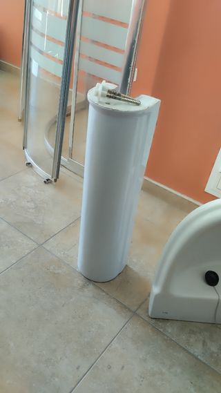 Sanitarios  y espejo baño