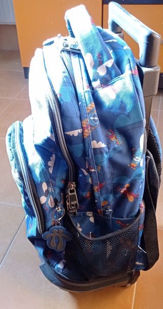 Mochila escolar con ruedas Totto