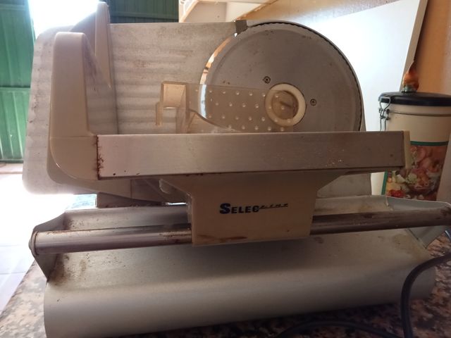 Cortadora fiambre eléctrica