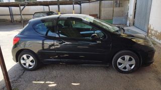 Peugeot 207 2006