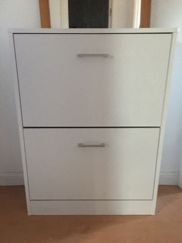 Zapatero blanco ikea de segunda mano por 35 EUR en Madrid en WALLAPOP