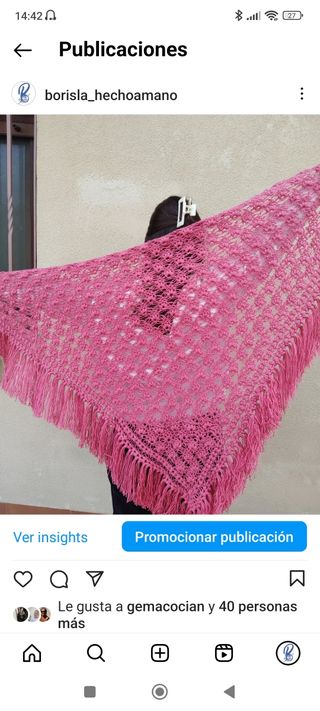 Chal a crochet hecho a mano