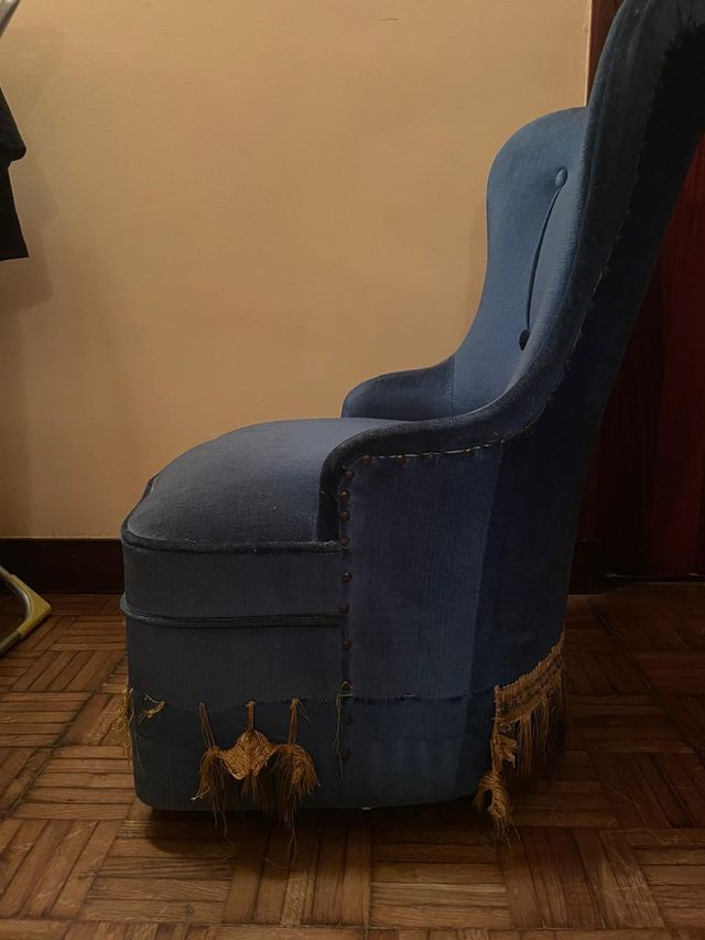 Sillon antiguo azul turquesa