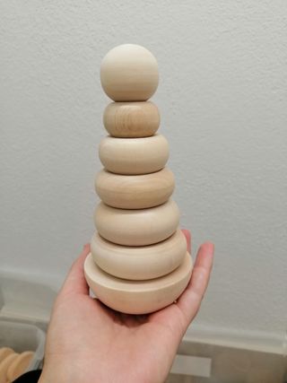 Torre apilable de madera