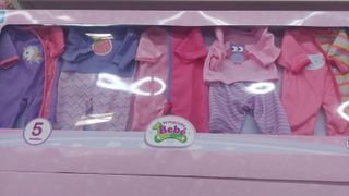 Set 5 vestidos para muñeca.