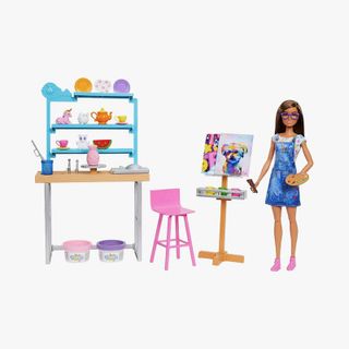 Barbie estudio de arte.