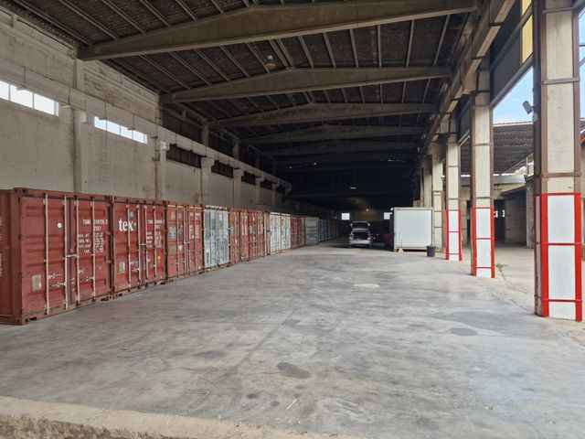 TRASTEROS GUARDAMUEBLES CONTENEDOR