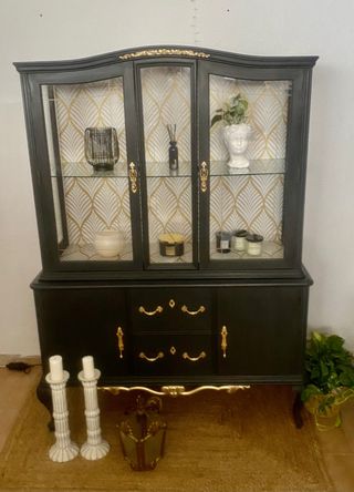 Vitrina antigua restaurada