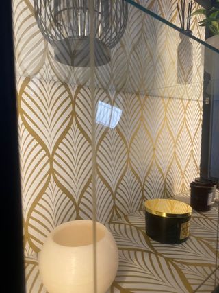 Vitrina antigua restaurada