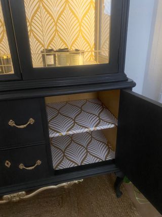 Vitrina antigua restaurada