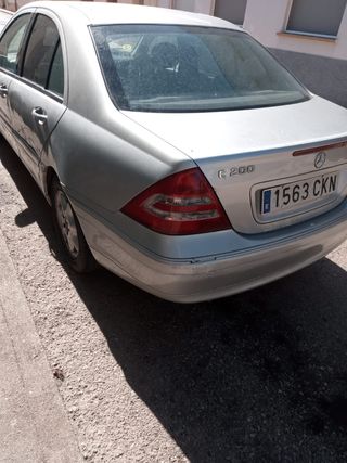 Mercedes-Benz Clase C 2003